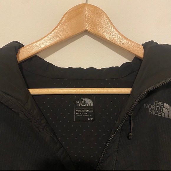 The North Face mid shell - Picture 3 of 3